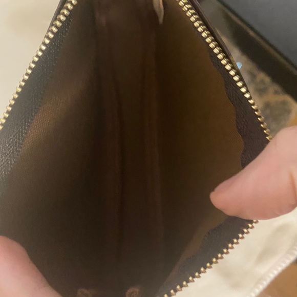 Mini pochette in monogram - Picture 11 of 16